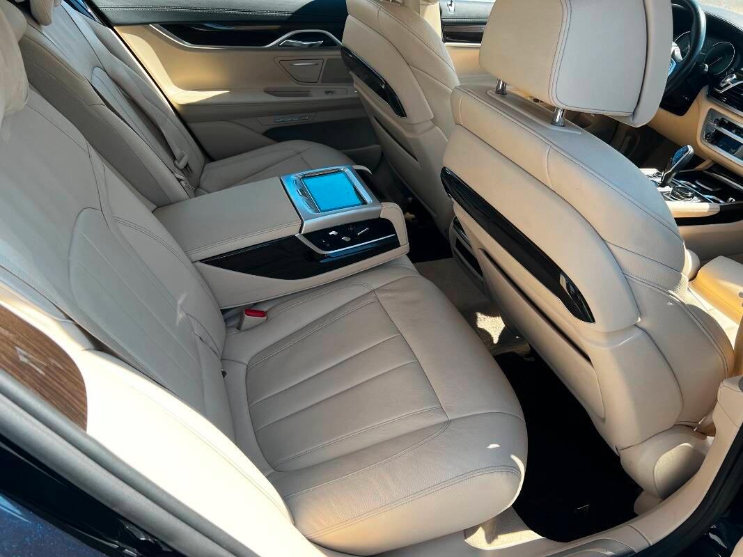 BMW Serie 7 740e Eccelsa auto