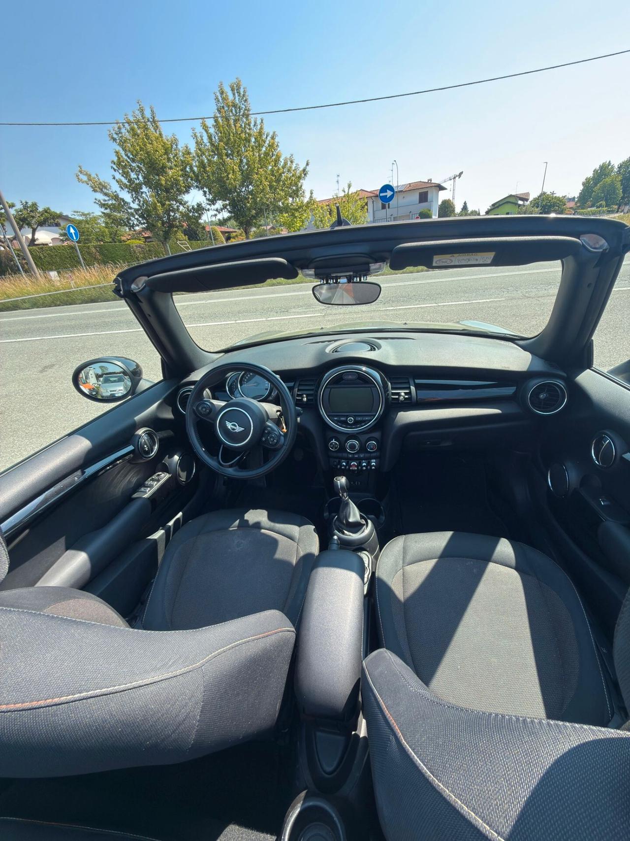 Mini 1.5 Cooper D Hype Cabrio