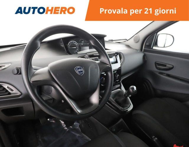 LANCIA Ypsilon 1.2 69 CV 5 porte Silver