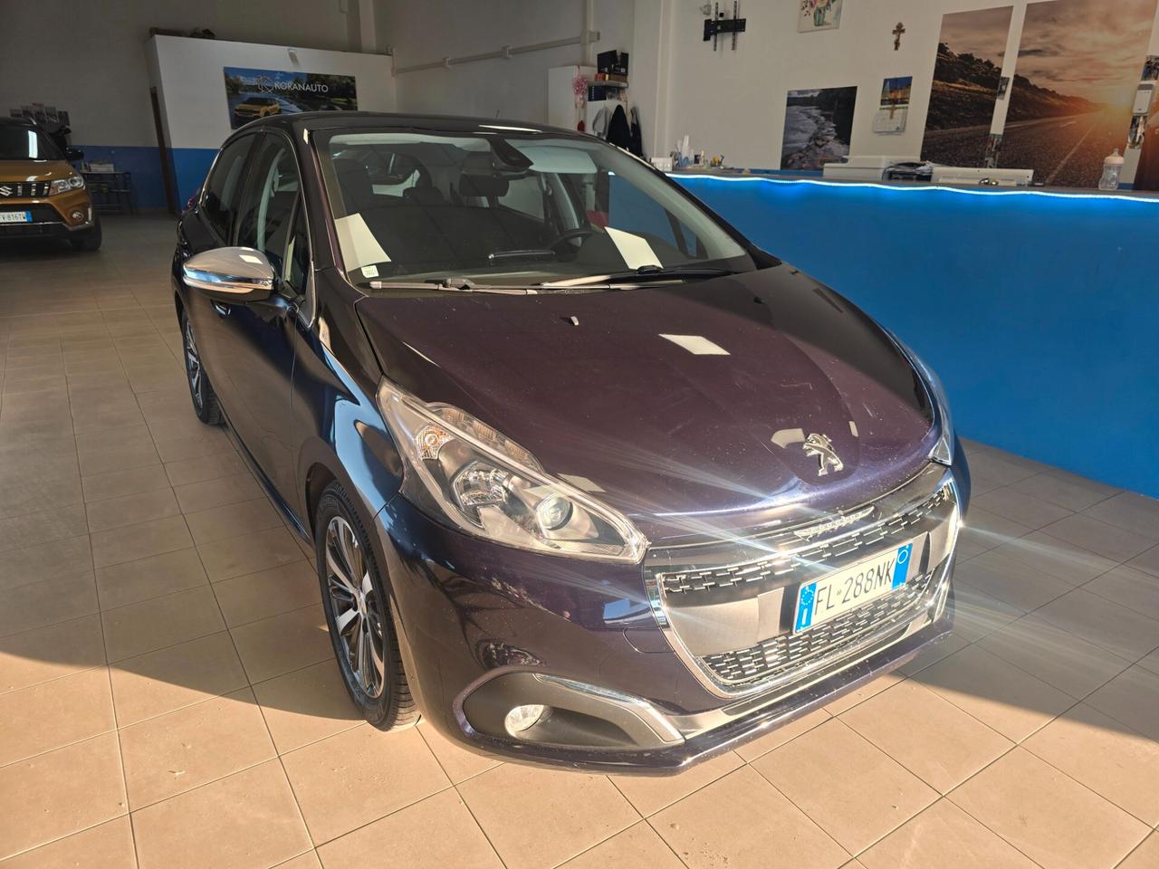 Peugeot 208 PureTech 82 5 porte Allure