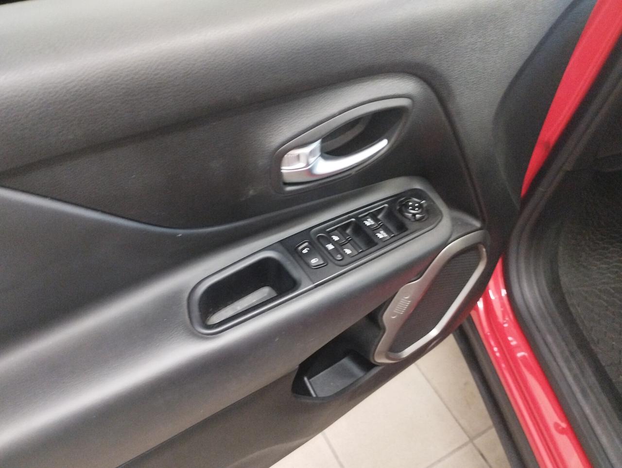 Jeep Renegade 1.6 Mjt 130 CV Longitude