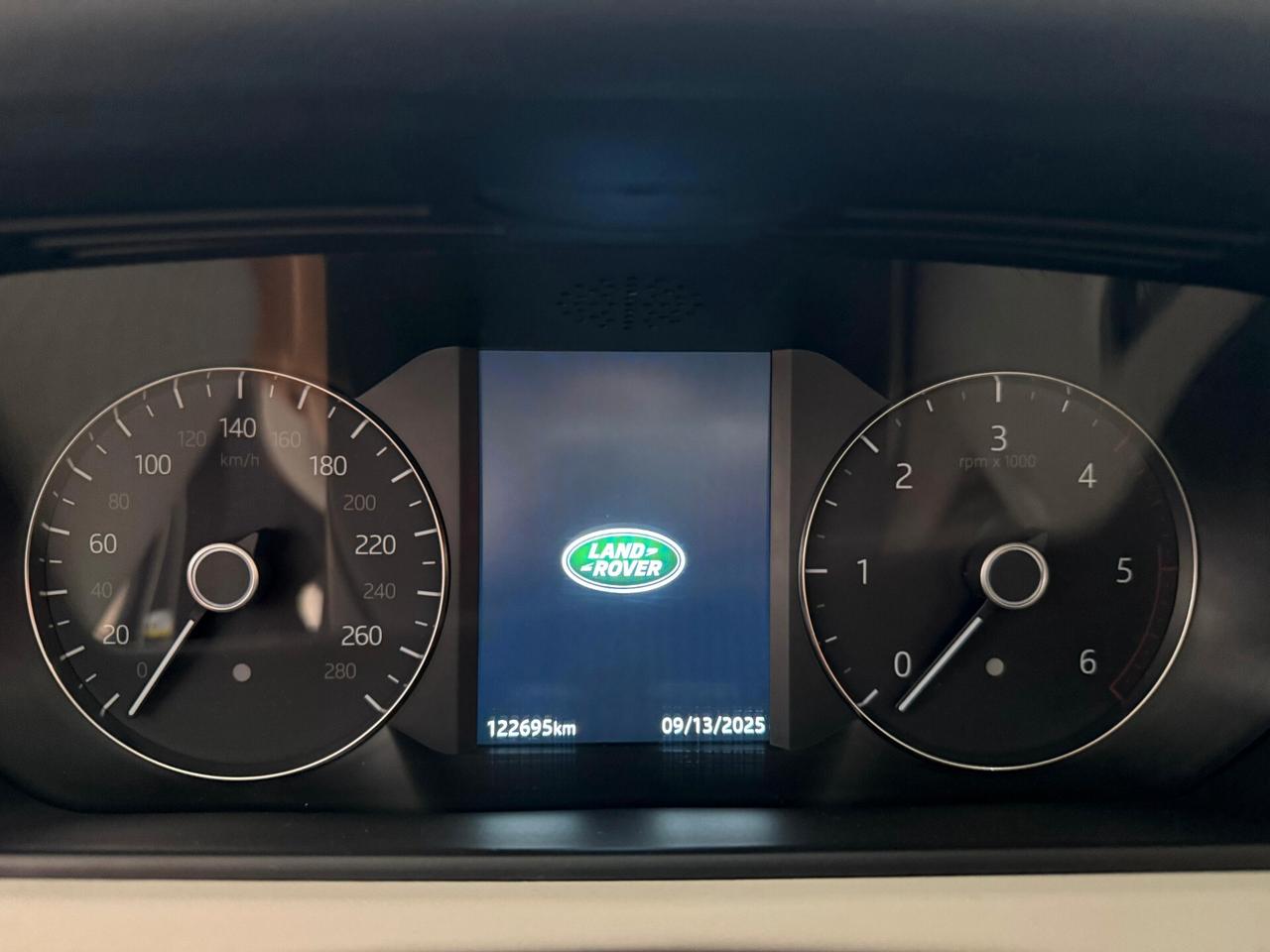 Land Rover Range Velar 2.0D I4 180 CV HSE