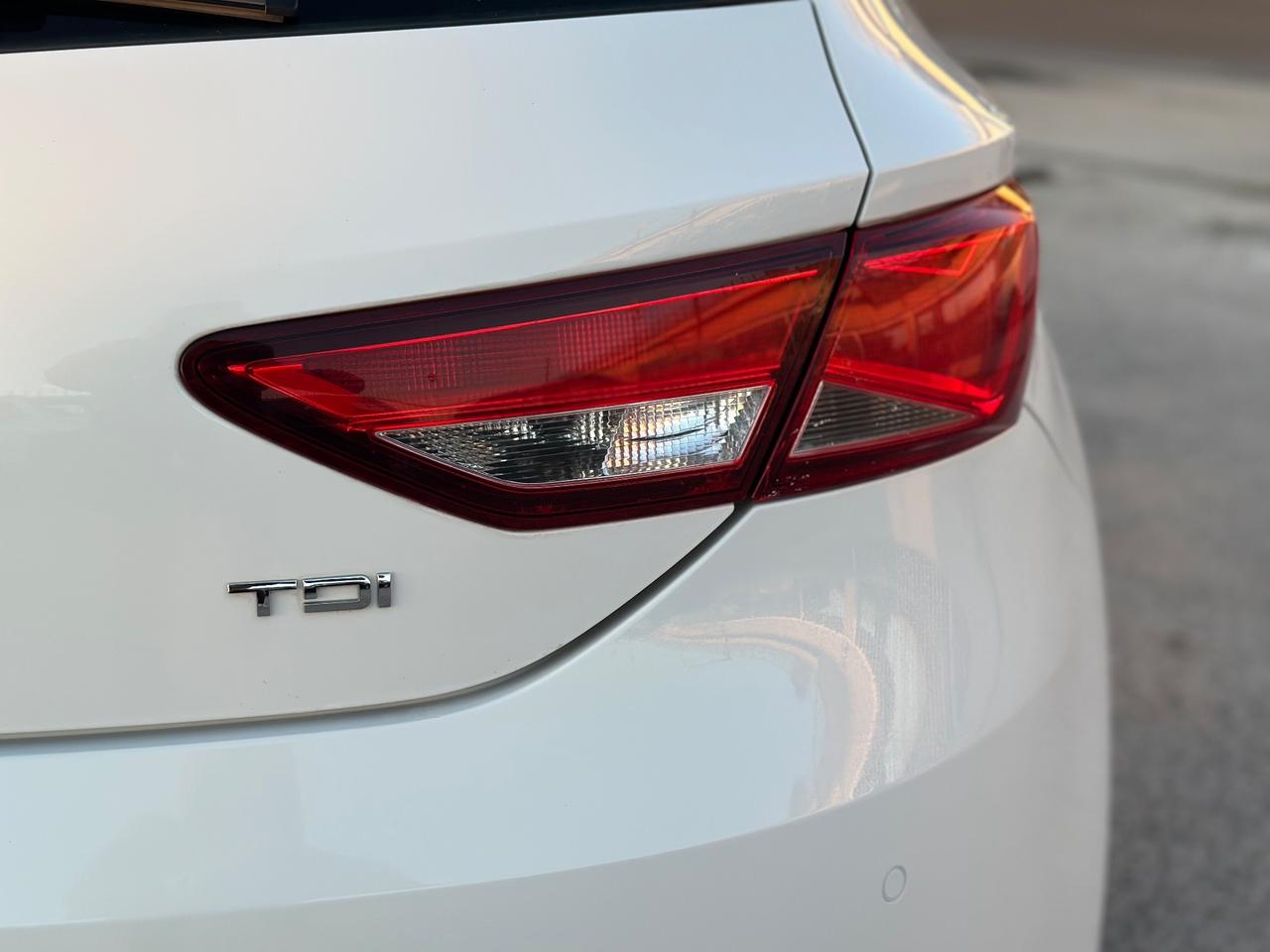 Seat Leon 2015 1.6 TDI 105 CV AUT. Business XFETTA