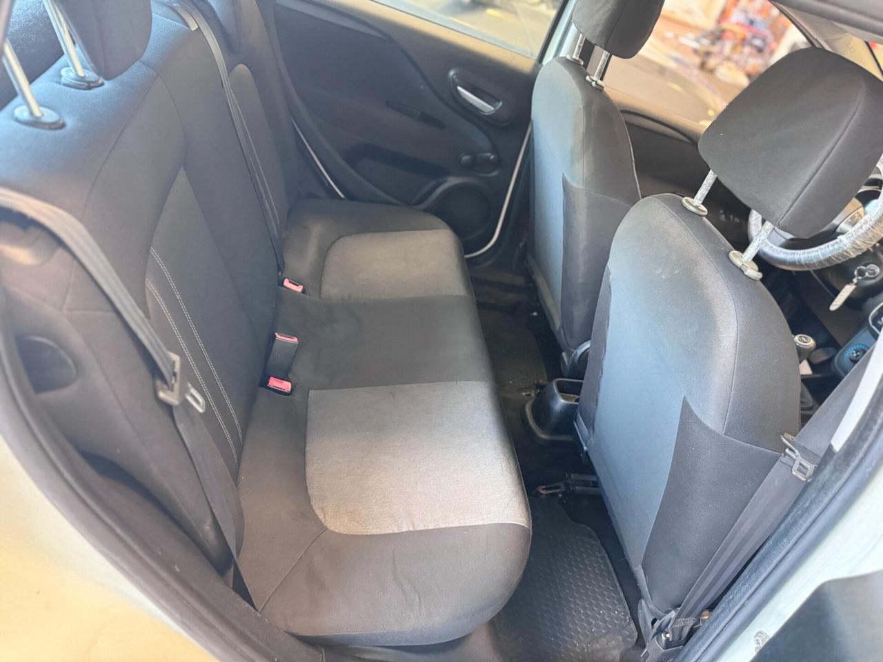 Fiat Punto 1.3 MJT II 75 CV 5 porte Street