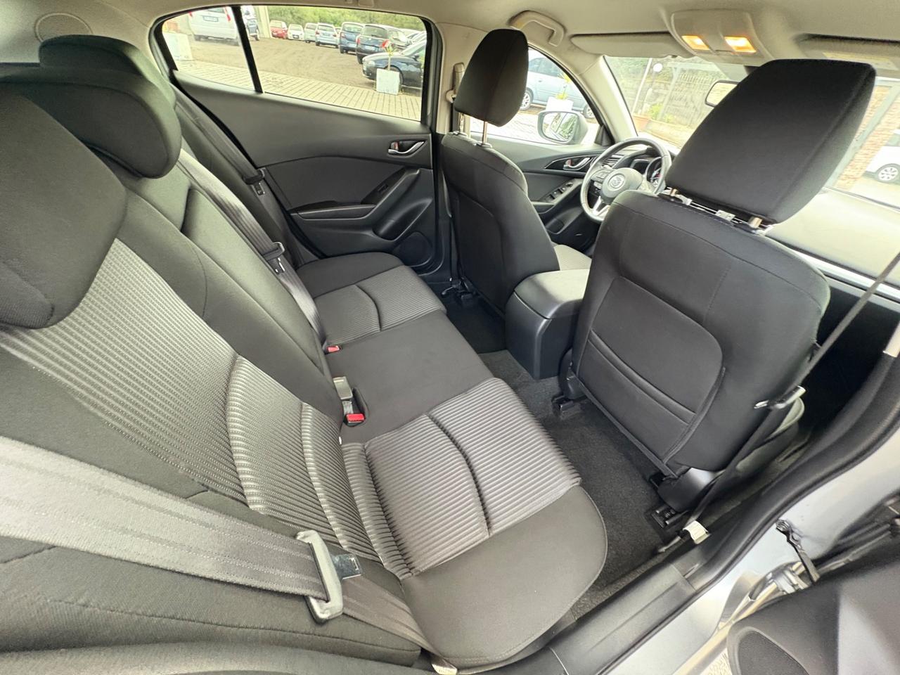 Mazda 3 2.2 Skyactiv-D Exceed