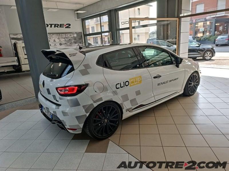 Renault Clio 1.6 TCe 220cv Energy RS Trophy EDC