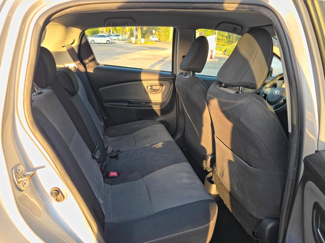 Toyota Yaris 1.5 Hybrid 5 porte Active E6B Automatica NEO 2016