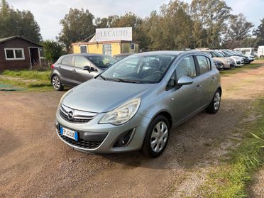 OPEL CORSA 1.2 ANNO 2013 KM 125.000 ADATTA NEOPATENTATI
