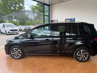 Volkswagen Touran 1.4 TSI DSG Executive BlueMotion Technology