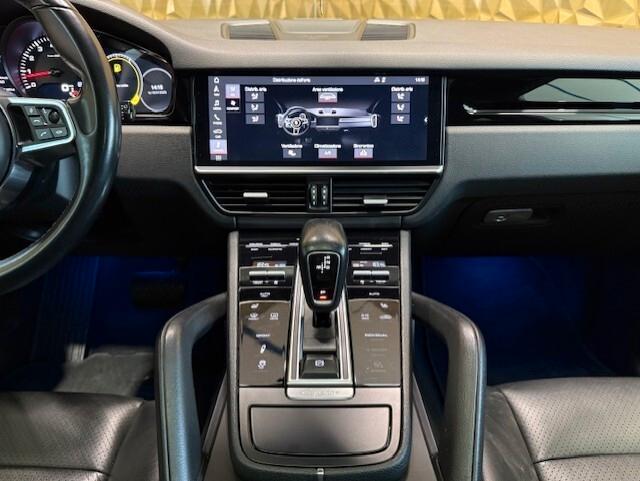 Porsche Cayenne 3.0 tiptronic