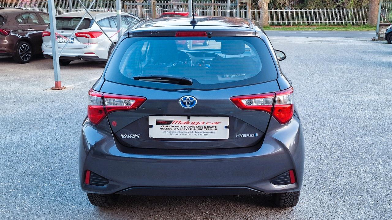 Toyota Yaris 1.5 Hybrid 5 porte Business