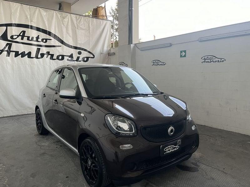 smart forfour Forfour 1.0 Passion 71cv twinamic my18 TUA DA 149,00 EURO AL MESE
