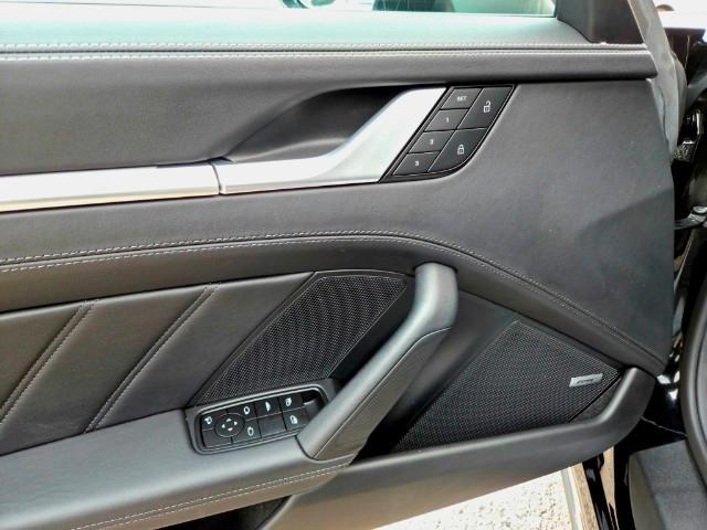 PORSCHE 911 Turbo S Cabriolet