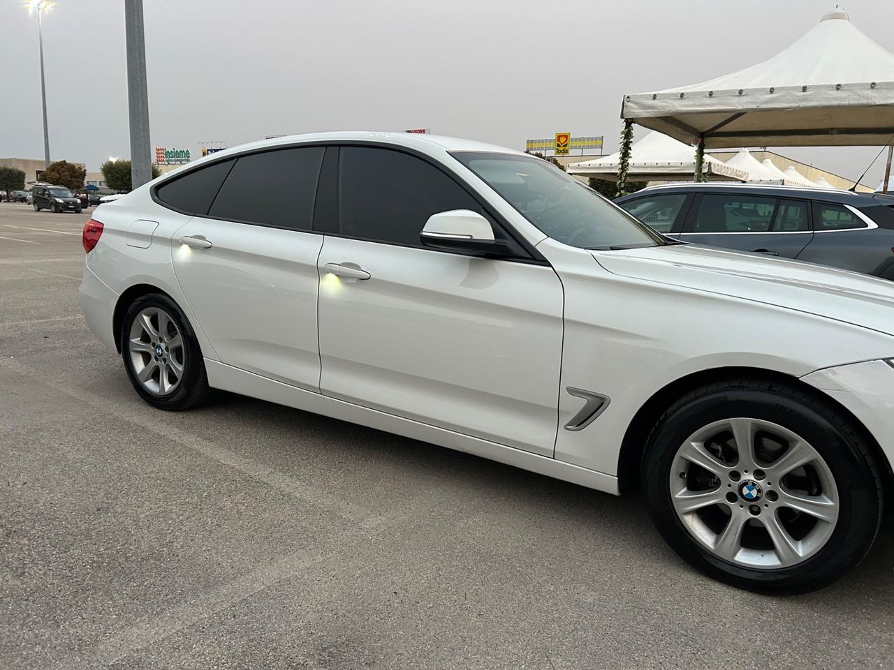 Bmw Gran Turismo GT SERIE 3 318D 2.0 143CV 2014