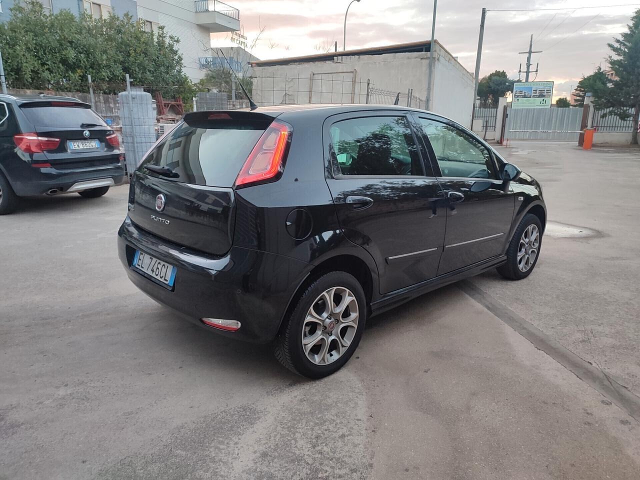 Fiat Punto 1.4 8V 5 porte Natural Power Street