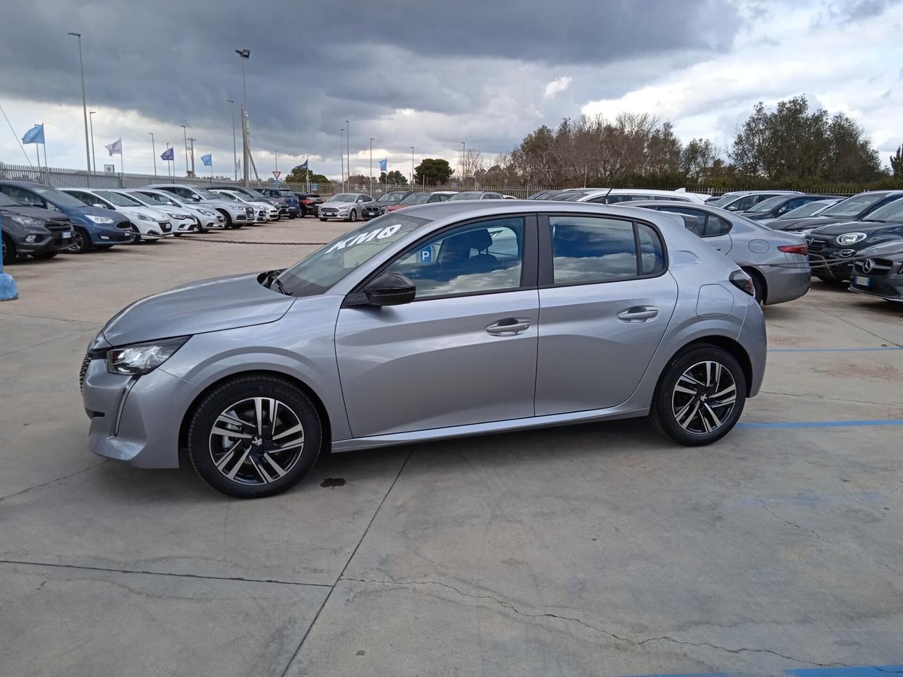 KM ZERO Peugeot 208 BlueHDi 100 Stop&amp;Start 5 porte Active