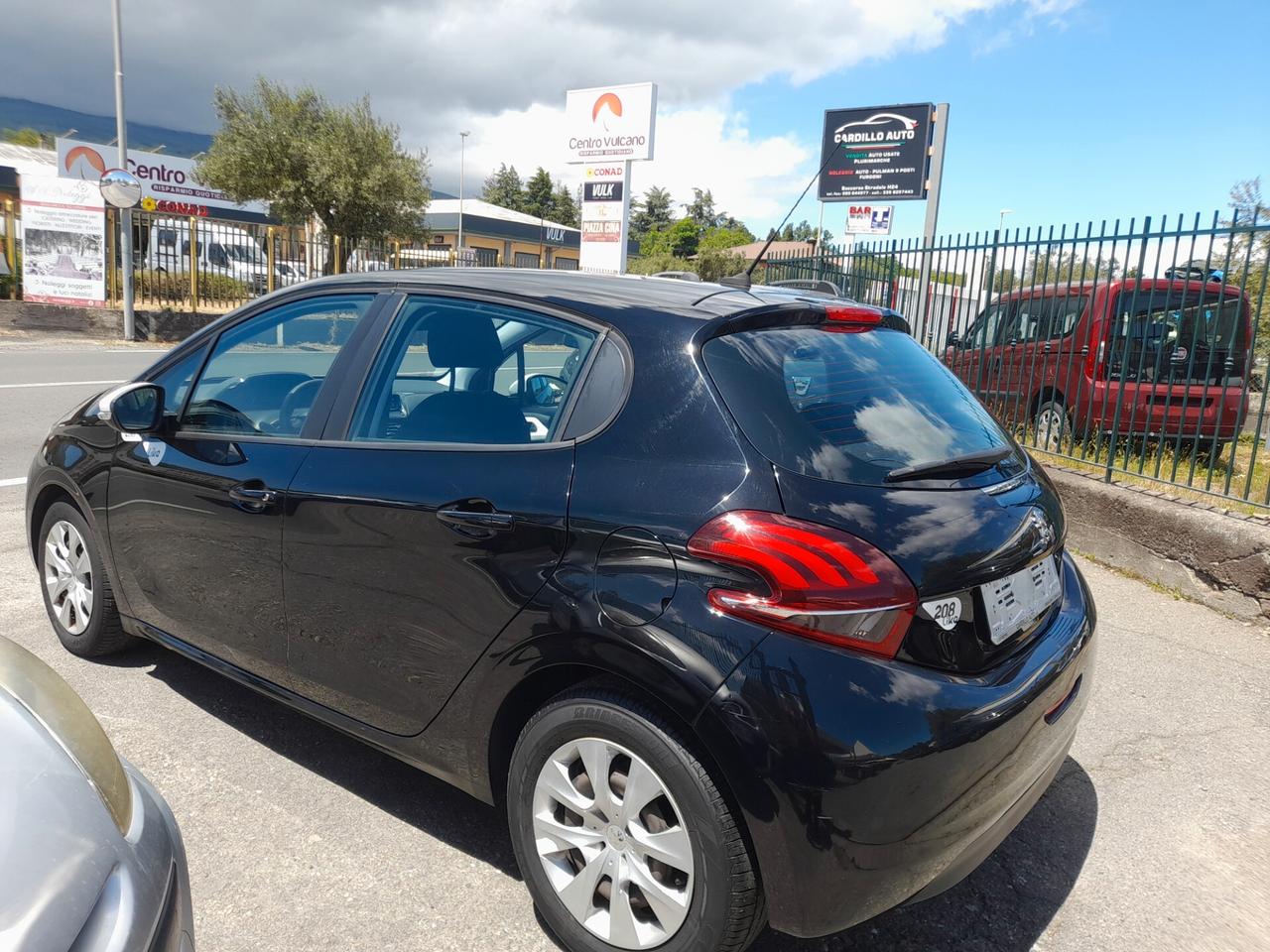 Peugeot 208 1.2 benzina 68 CV 5 porte Active