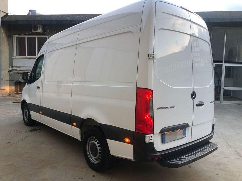 Mercedes-Benz Sprinter T37/35 316 CDI RWD Cabinato