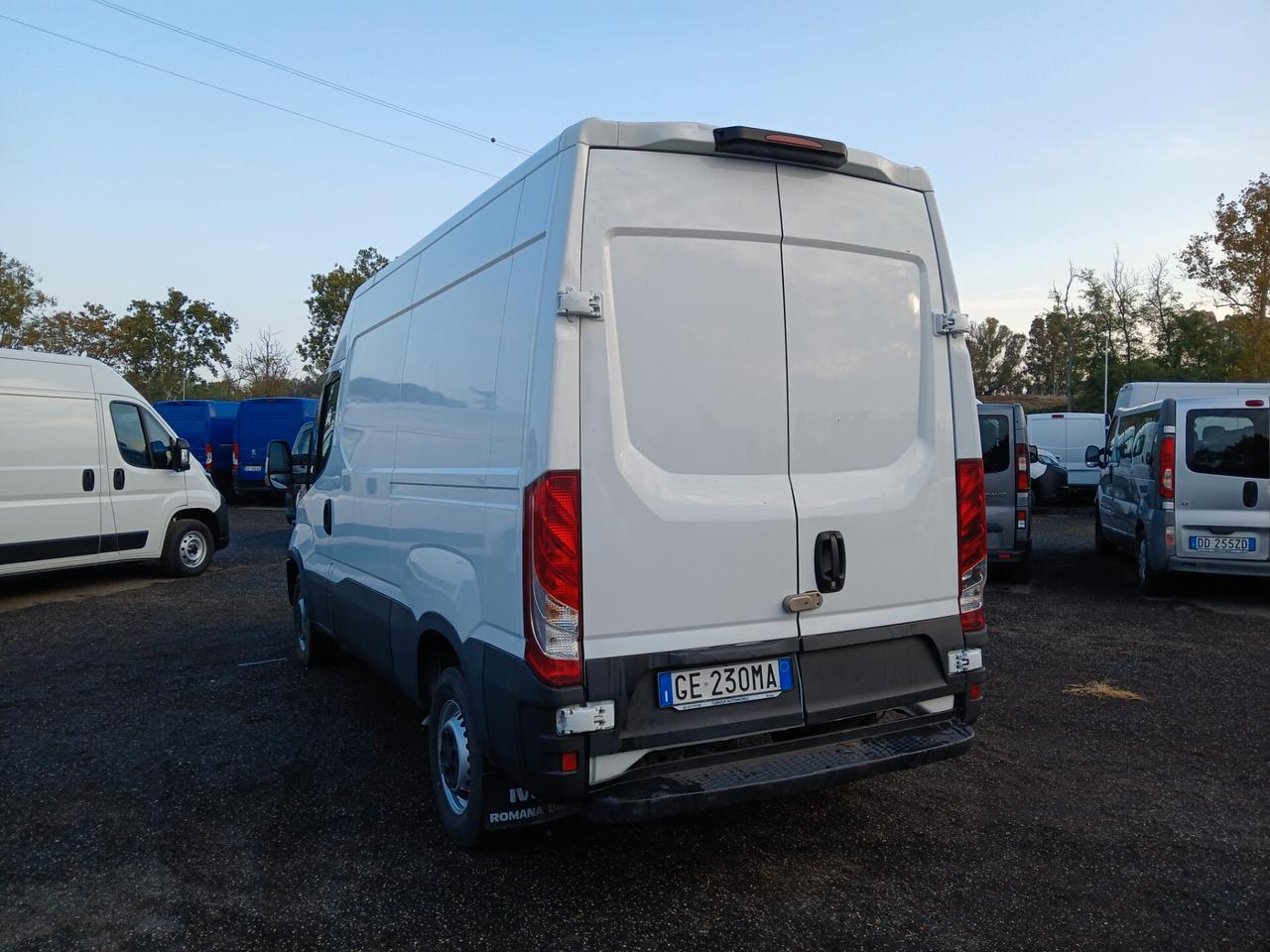 Iveco Daily 35S12V 2.3 HPT PC-TM Furgone