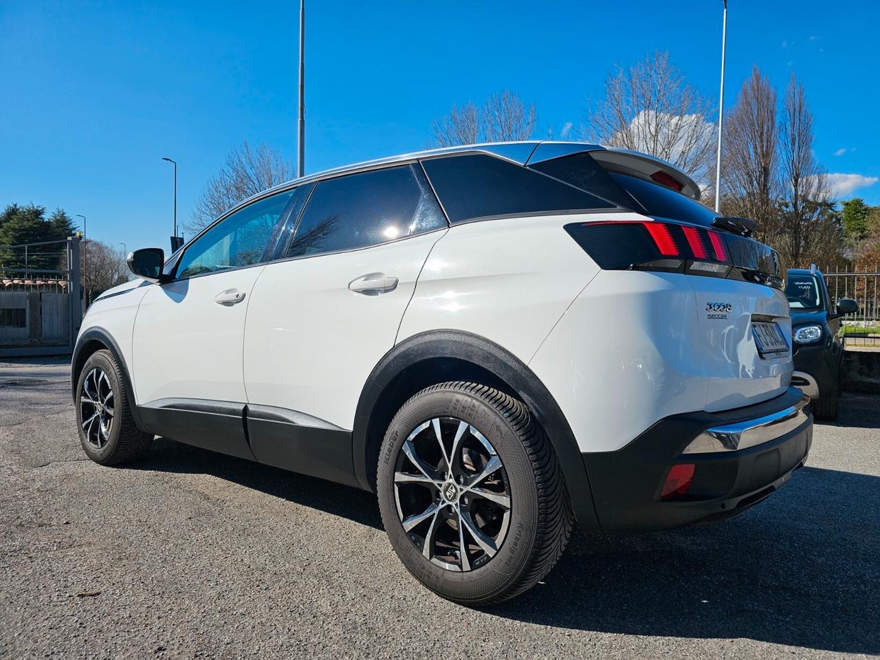 Peugeot 3008 BlueHDi 120 S&S Active