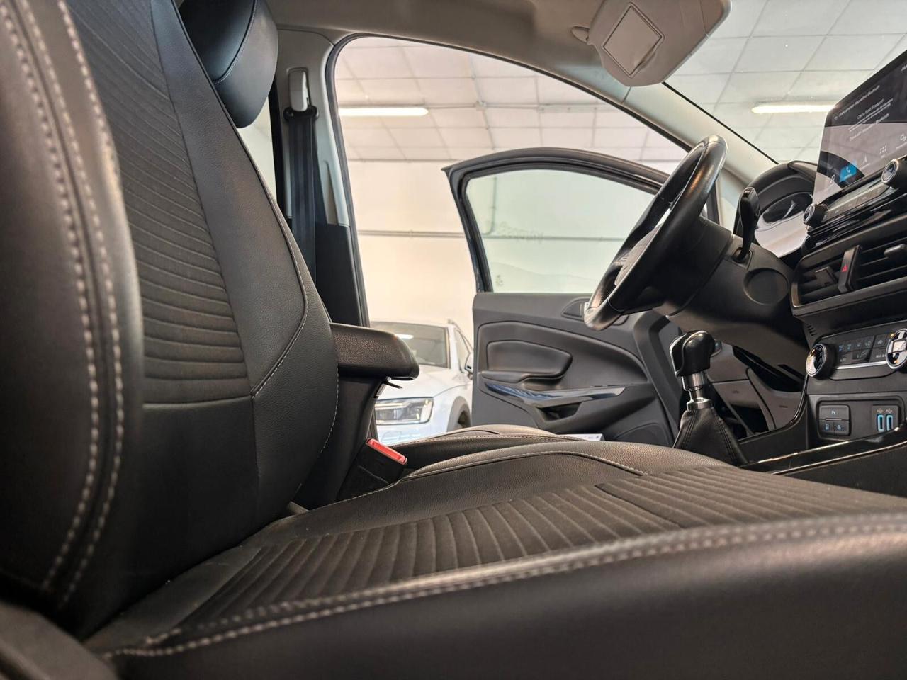 Ford EcoSport TITANIUM 1.0 EcoBoost 100 CV 6mt