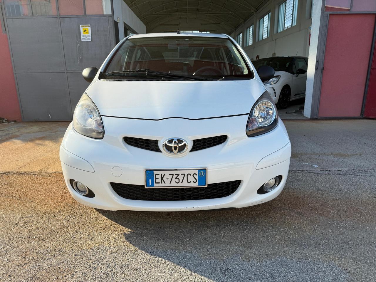 Toyota Aygo 1.0 12V VVT-i 5 porte Sol Connect