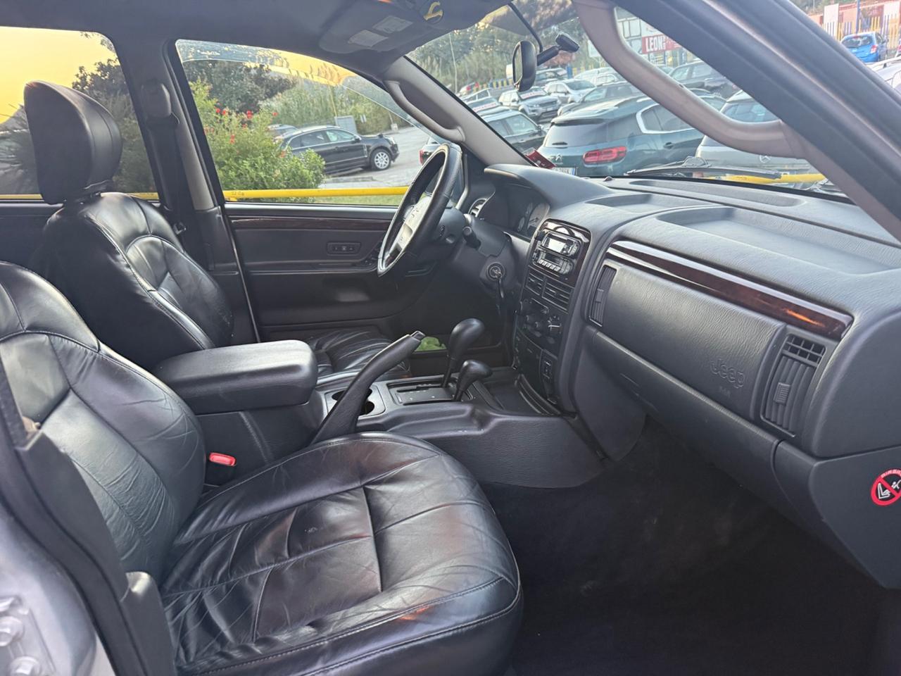 Jeep Grand Cherokee 2.7 diesel overland cat gancio traino omologato