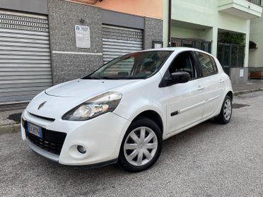 Renault Clio 1.2 16V 5 porte Confort