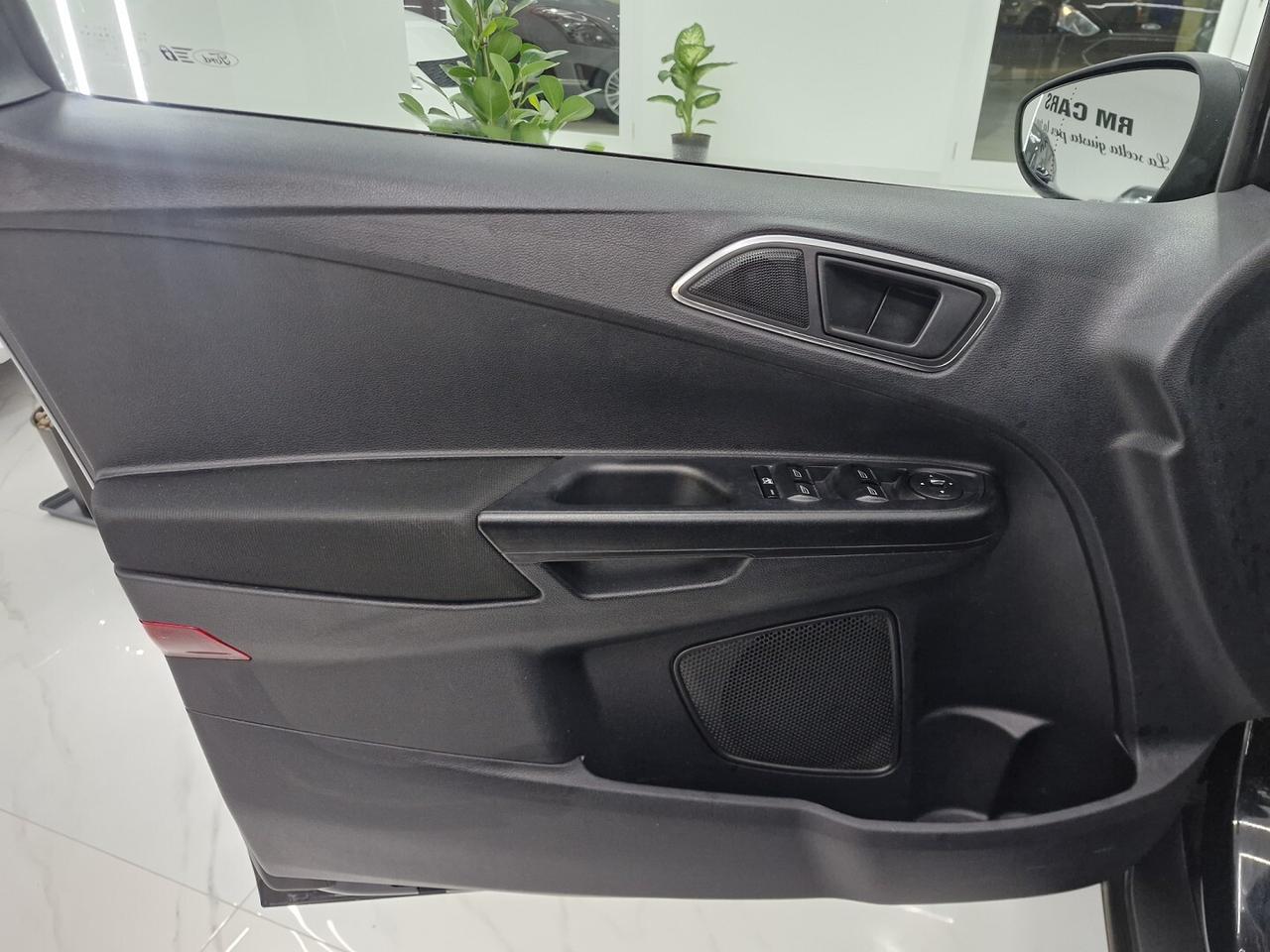 FORD B-MAX 1.4 90 CV GPL TITANIUM ANNO 2014