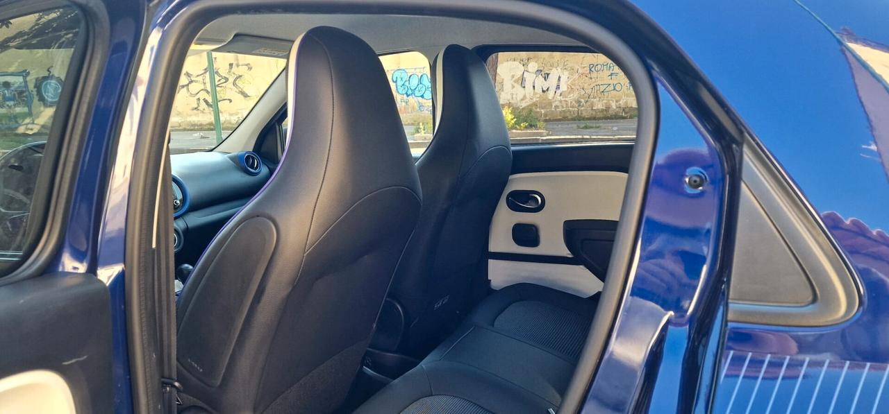 Renault Twingo TCe 900 90 CV TURBO EDC COSMIC AUTOMATICA UNICO PROPRIETARIO