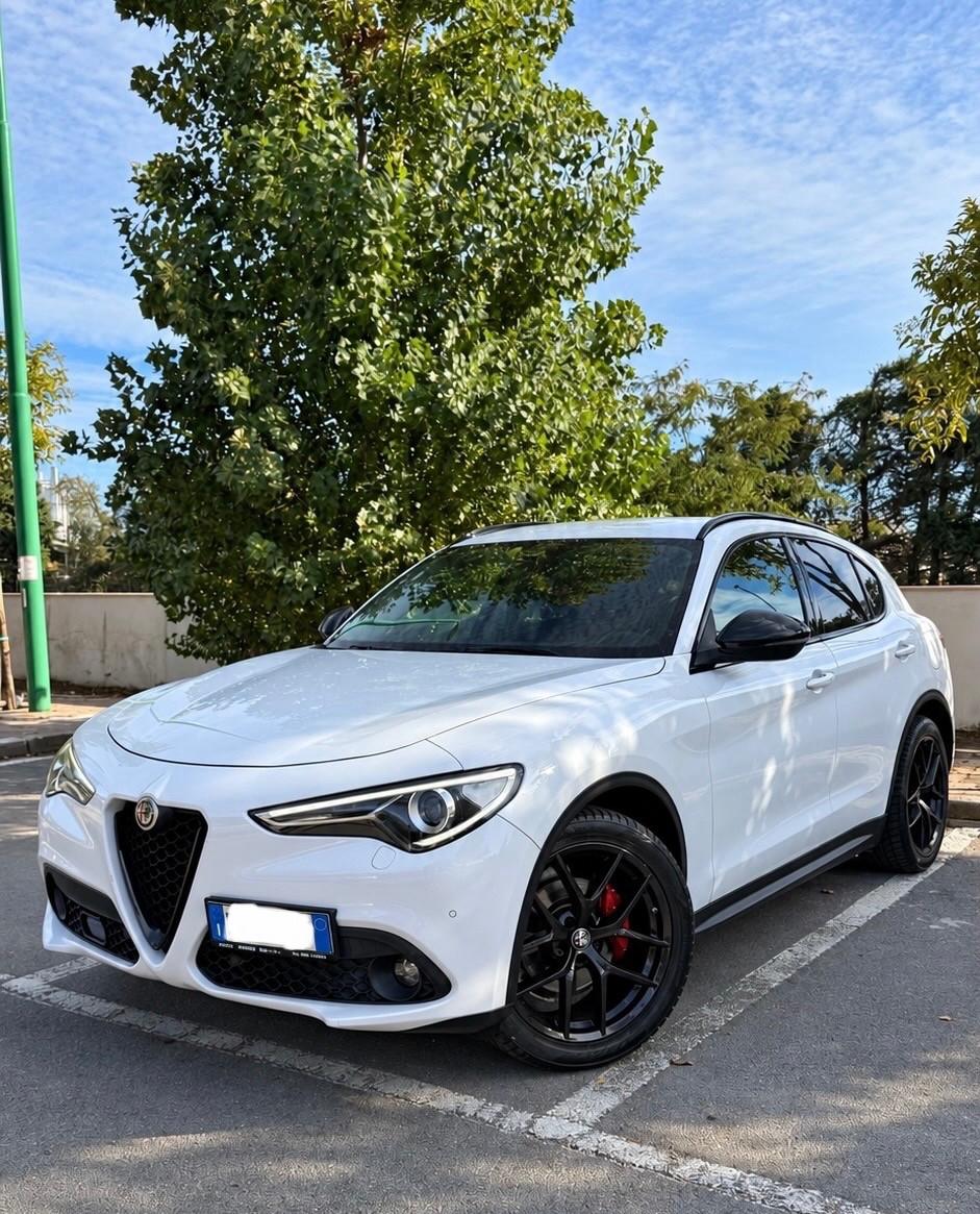 Alfa Romeo Stelvio 2.2 Turbodiesel 190 CV B-Tech