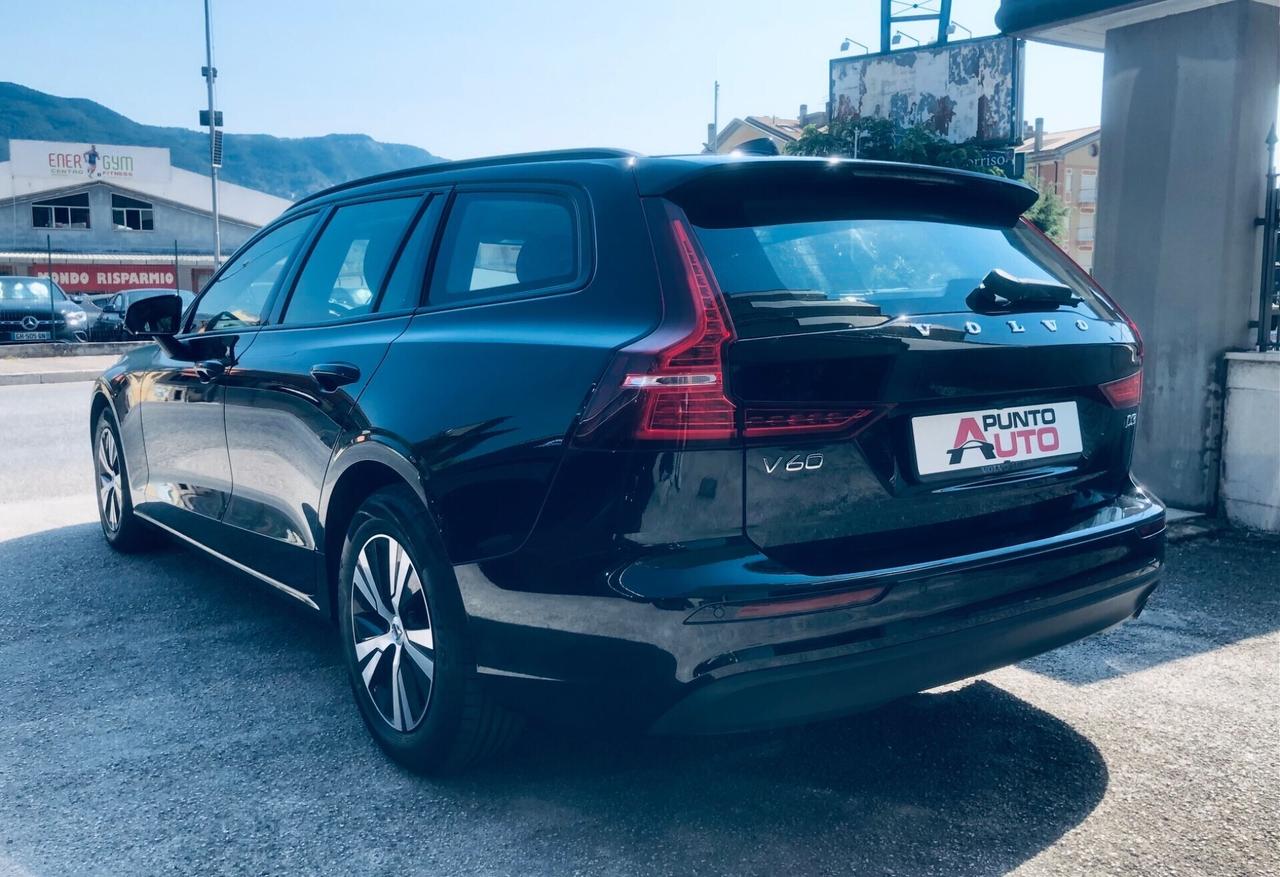 VOLVO V60 D3 Geartronic COCKPIT- CARPLAY