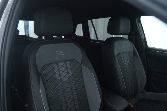 VOLKSWAGEN Tiguan 2.0 TDI 150 CV SCR DSG R-Line Black Pack/Matrix