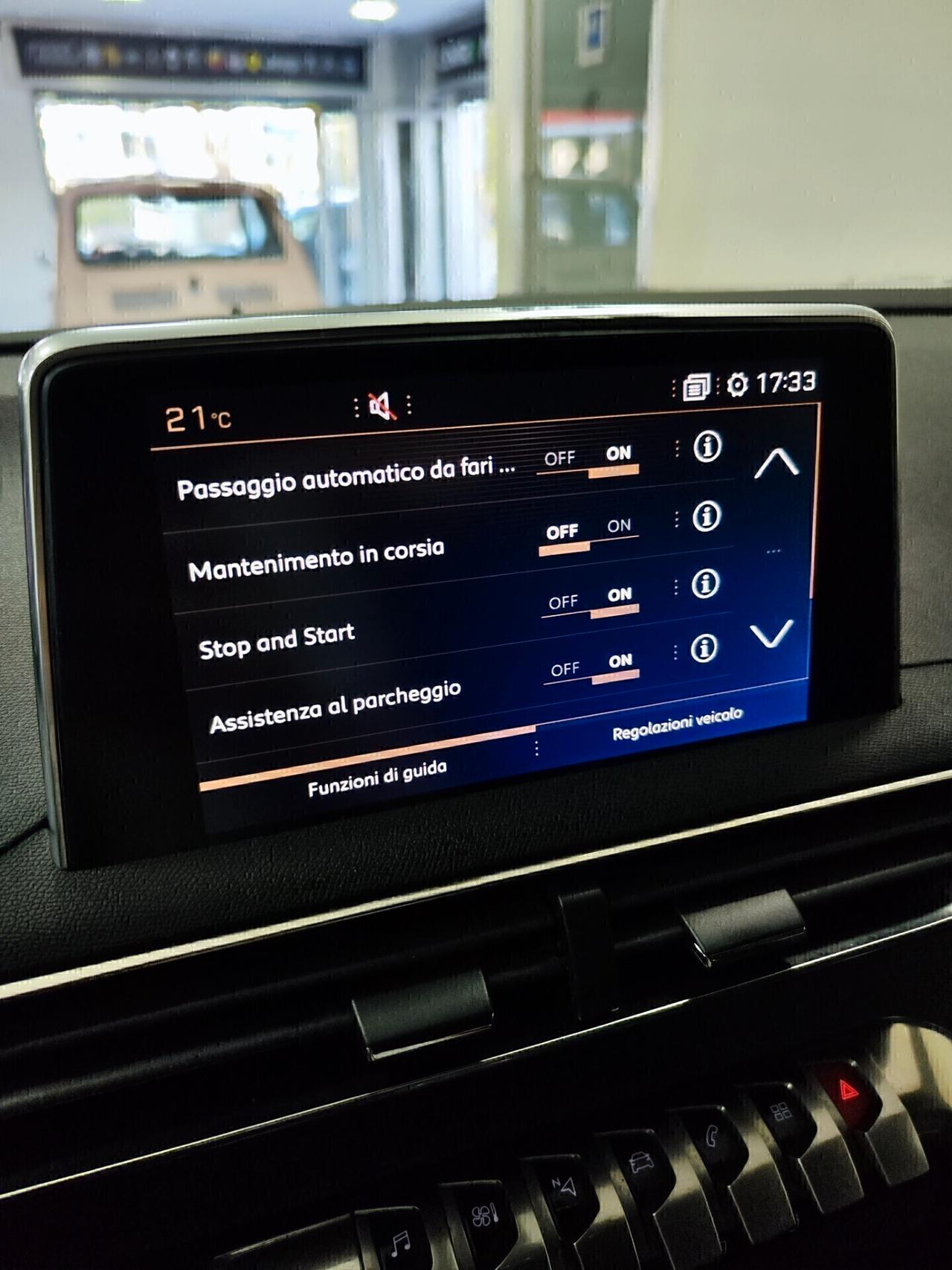 Peugeot 3008 BlueHDi 130 EAT8 GT Line Tetto Led Unico Proprietario