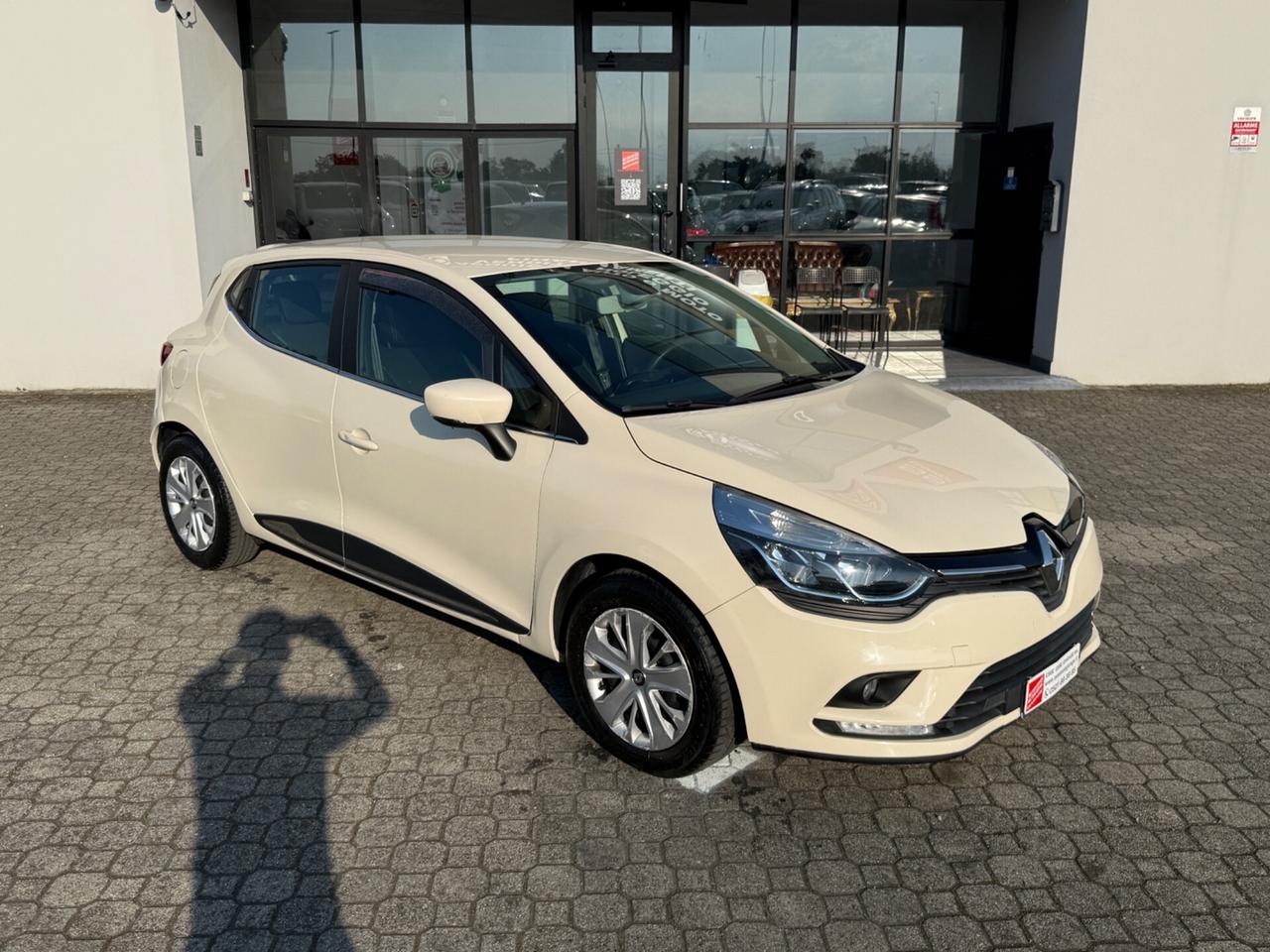 Renault Clio 1.2 75CV 5 porte Zen