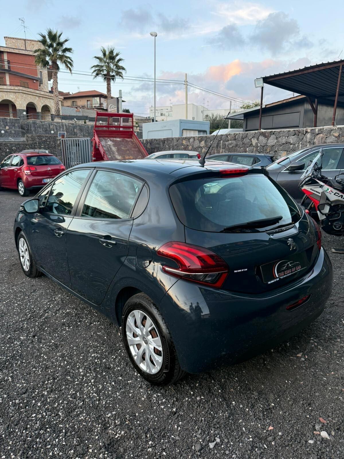 Peugeot 208 PureTech Active