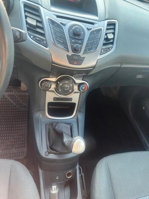 FORD FIESTA DIESEL 11/2010