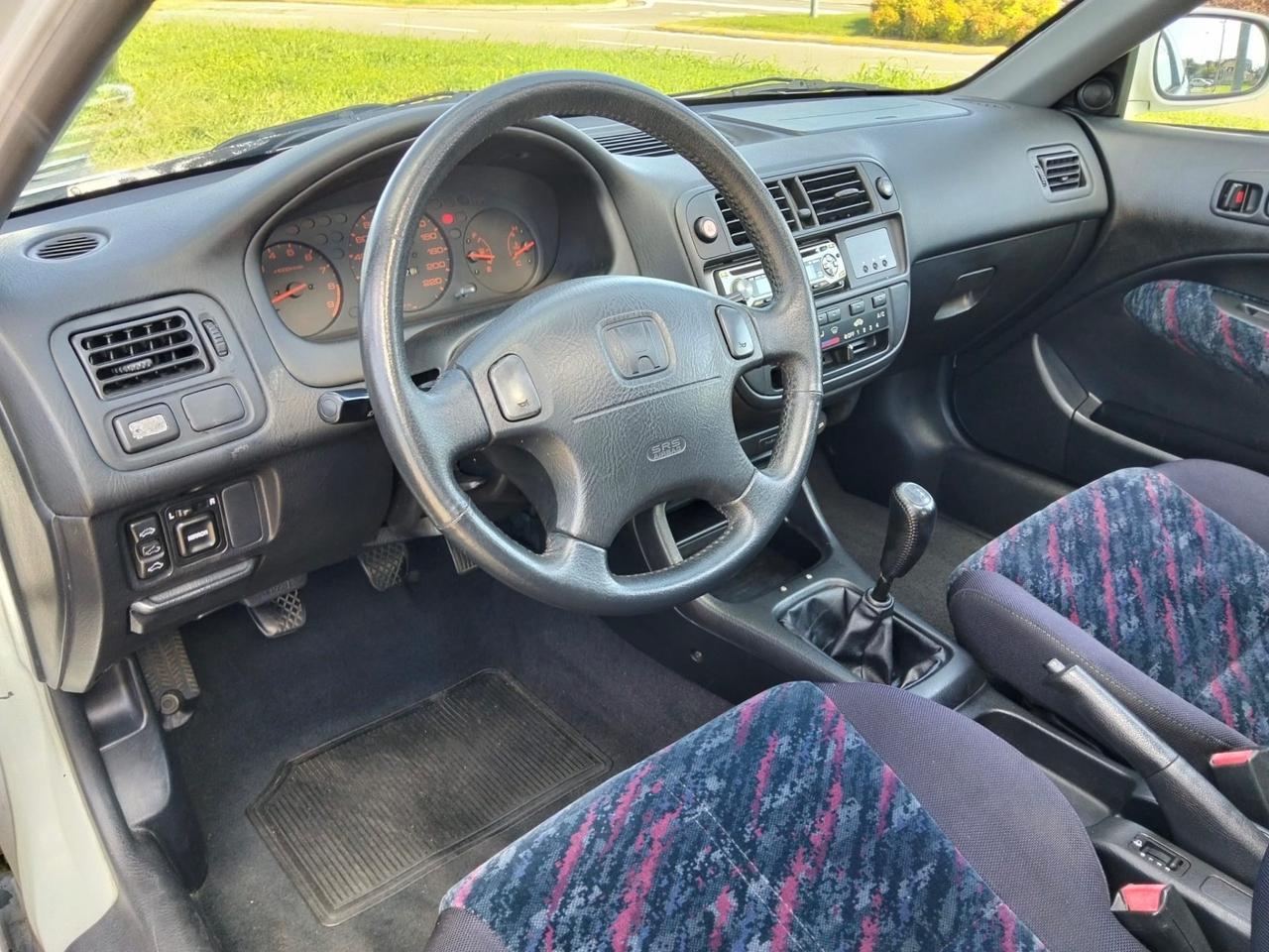 Honda Civic Coupé 1.6 16V V-TEC 160Cv EK4 Limited Edition