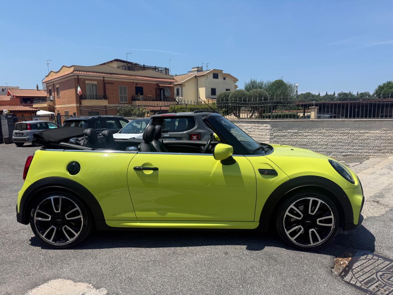 Mini Cooper S Cabrio 2.0 JCW auto Zesty Yellow!!!