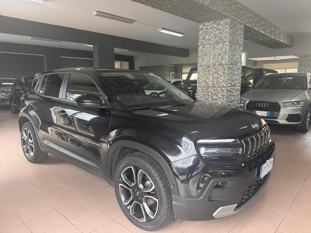 Jeep Avenger 1.2 Turbo 100 CV Summit