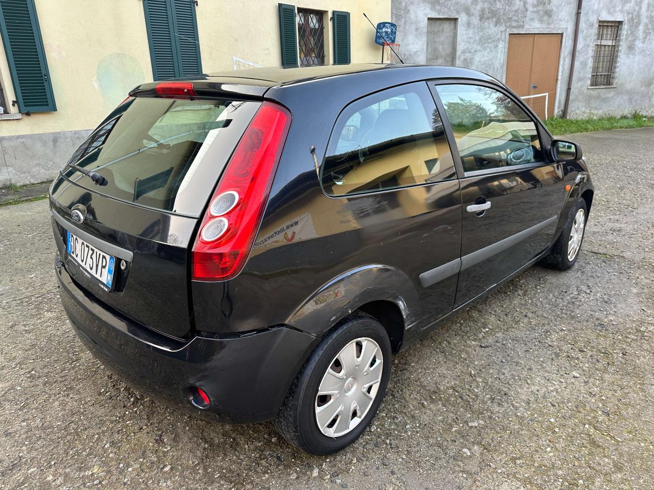 Ford Fiesta 1.2 16V 3p. Ghia