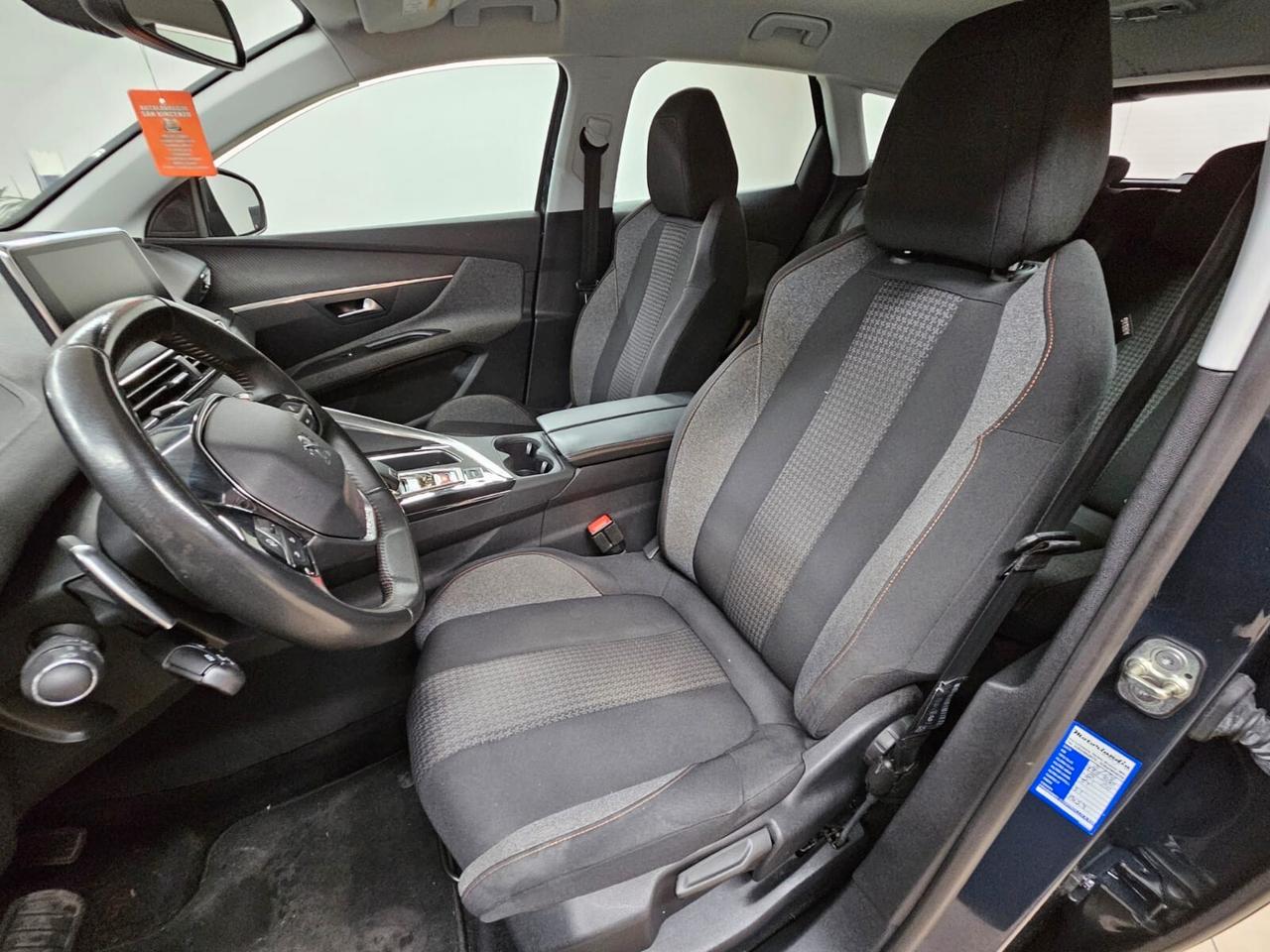 PEUGEOT 3008 BLUEHDI 130cv S&S EAT8 BUSINESS