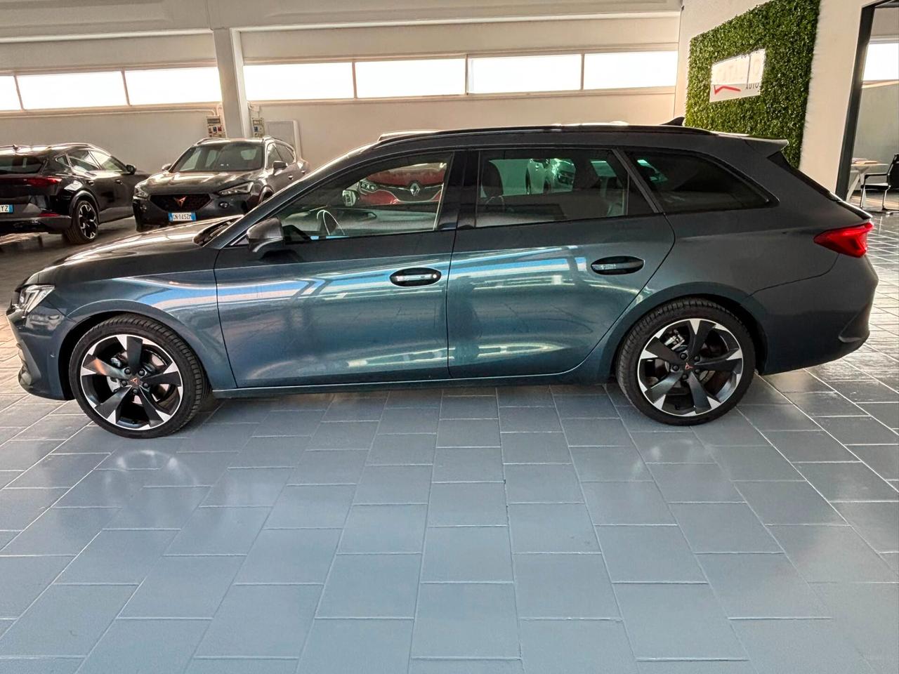Cupra Leon Sportstourer 1.5 Hybrid 150 CV DSG