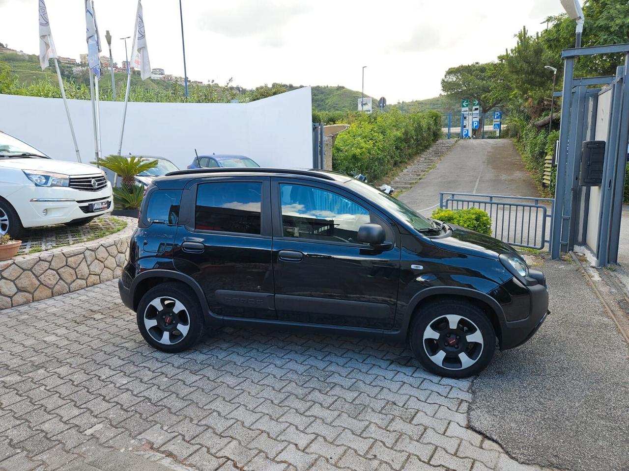 Fiat Panda 1.0 FireFly S&S Hybrid City Cross