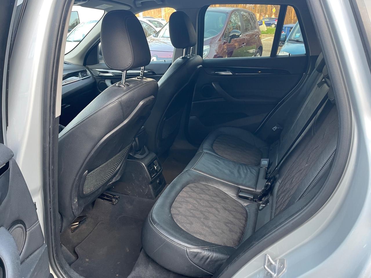 Bmw X1 XDrive20d*Automatik*Navi*Retrocamera