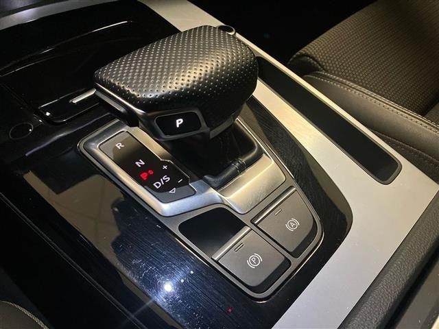 AUDI Q5 Sportback 40 2.0 TDI mHEV 12V S line quattro S