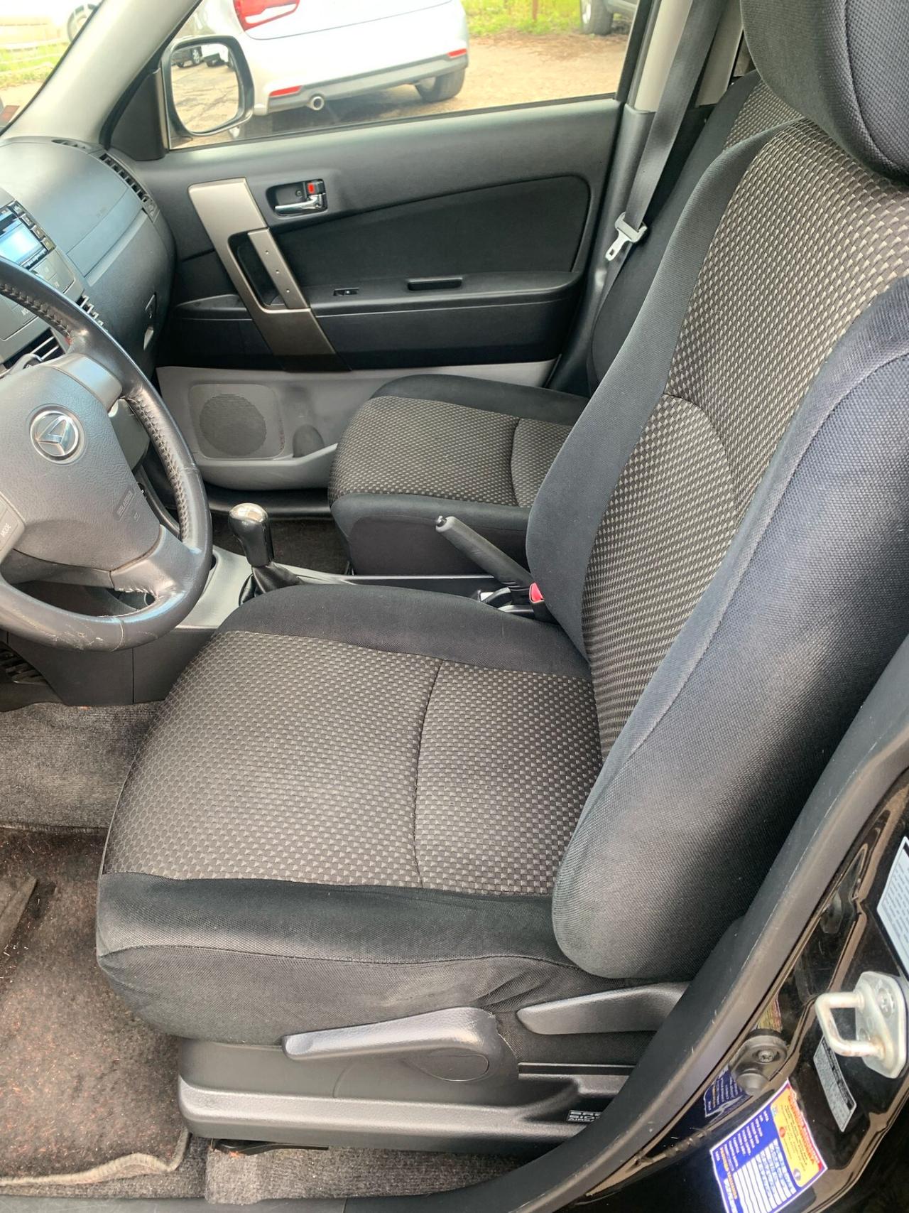 Daihatsu Terios neo patentati, 4x4, 139000 km, unico proprietario, sempre manutentato, tagliandato ora.
