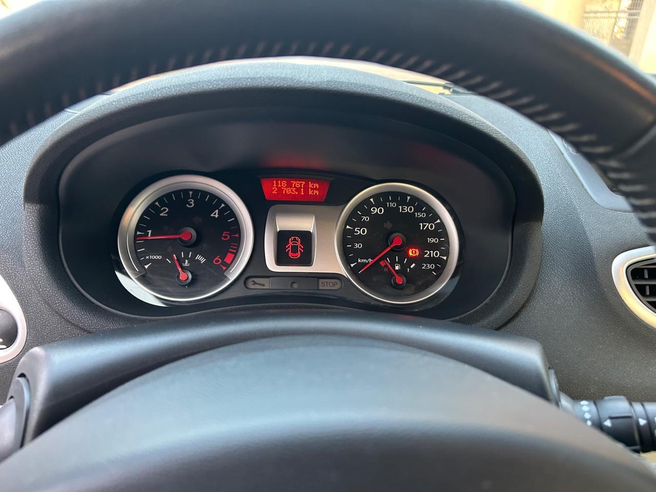 Renault Clio 1.5 dCi 75 cv 2012 navigatore