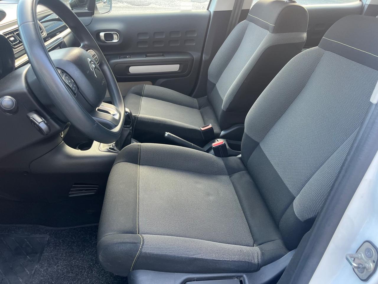 Citroen C3 1.2benzina/83CV/neopatentato/Euro6/unico proprietario/