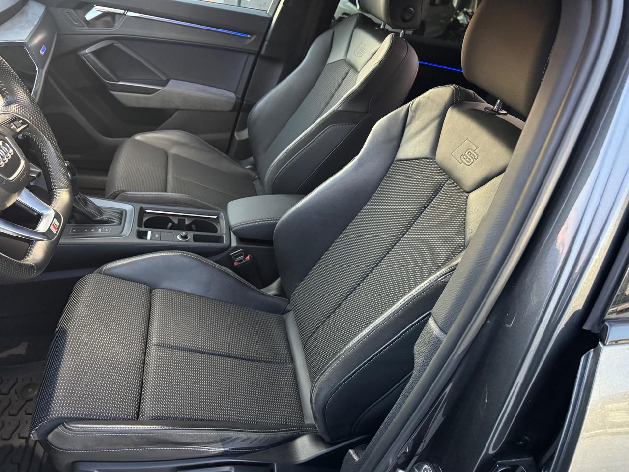 Audi Q3 SPORTBACK 35 TDI S tronic line edition